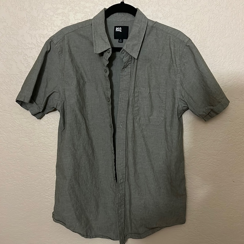 RSQ men’s button up size large.